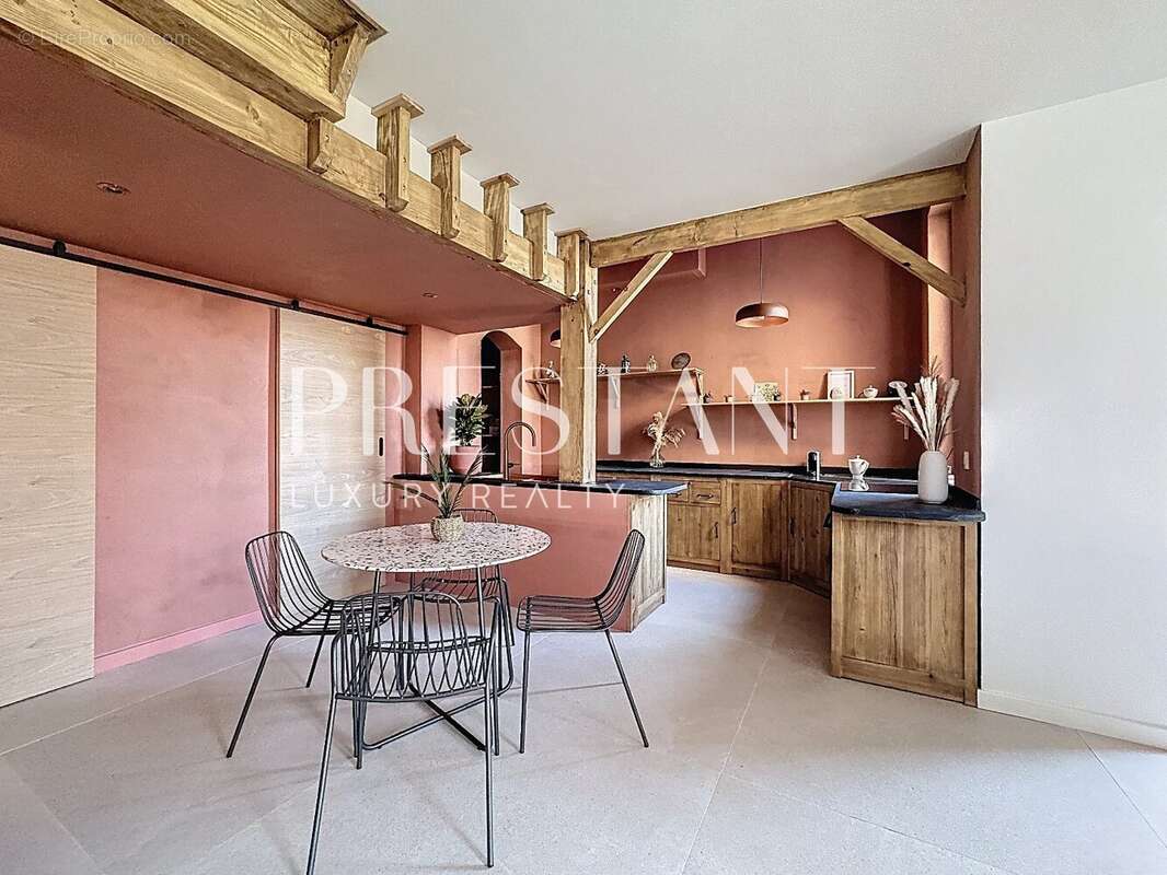 Maison à LE BOUSCAT