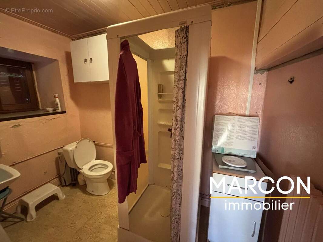 Vente maison secteur flayat - photo 7