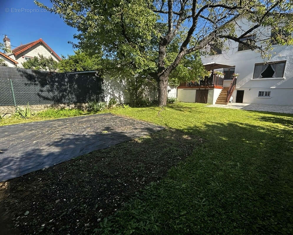Maison à BONNEUIL-SUR-MARNE