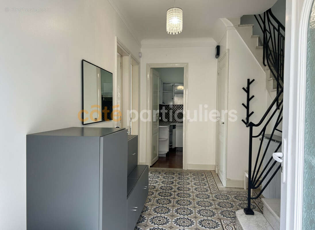 Maison Villeneuve Saint Georges 5 pièce(s) 102.13 m2 - photo 4