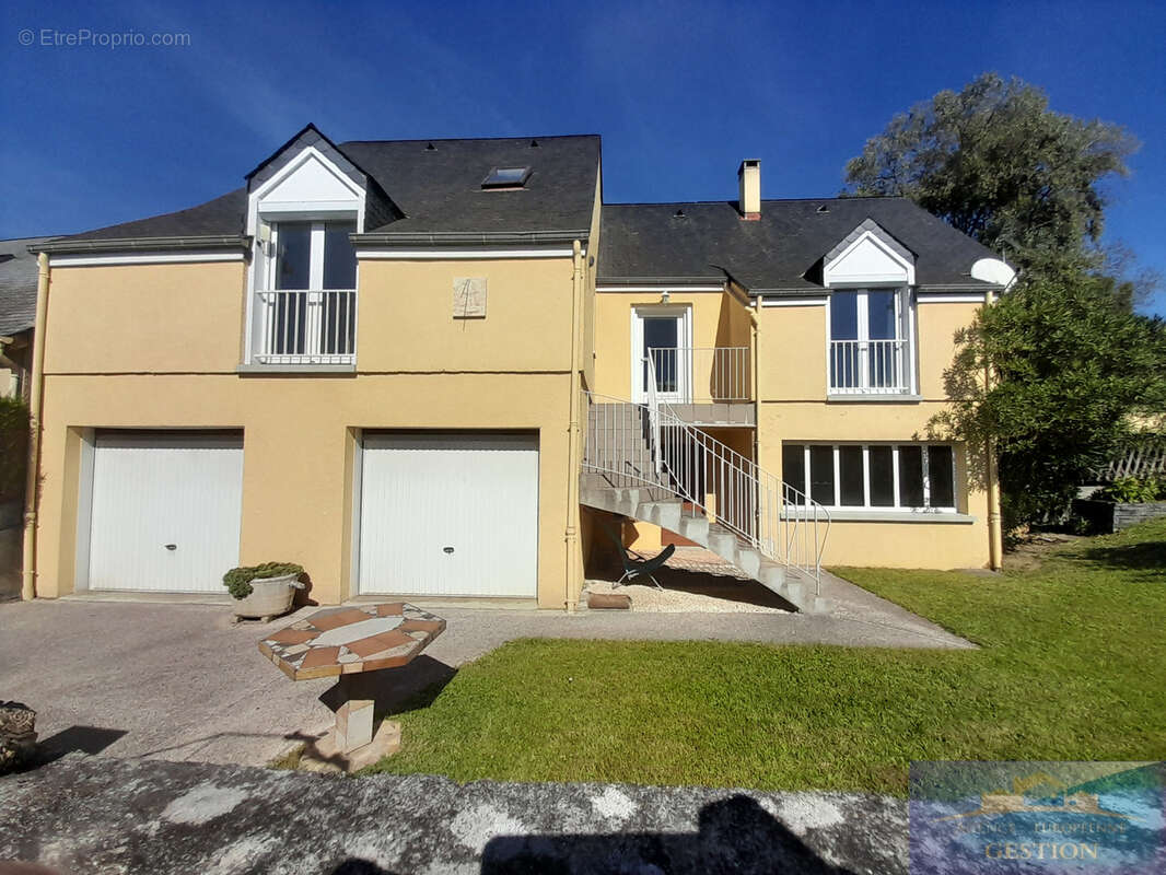 Maison à LOURDES
