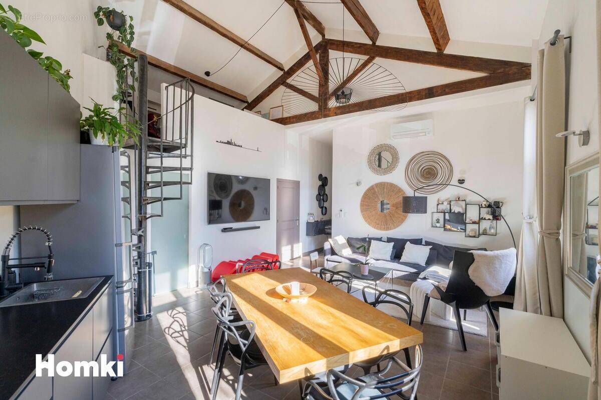 Appartement à MARSEILLE-12E