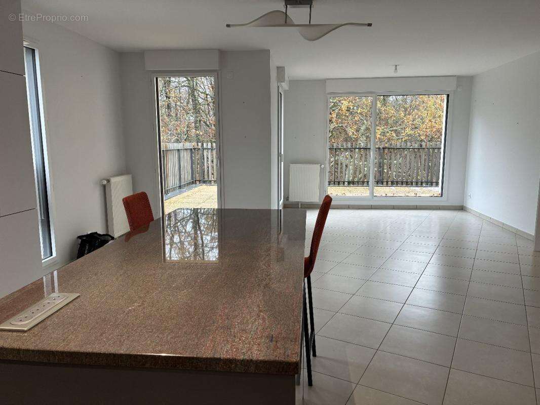 Appartement à MAUREPAS