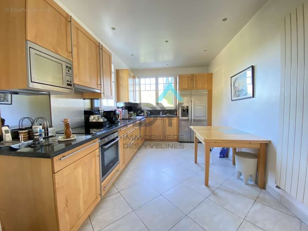 Maison à MAREIL-MARLY