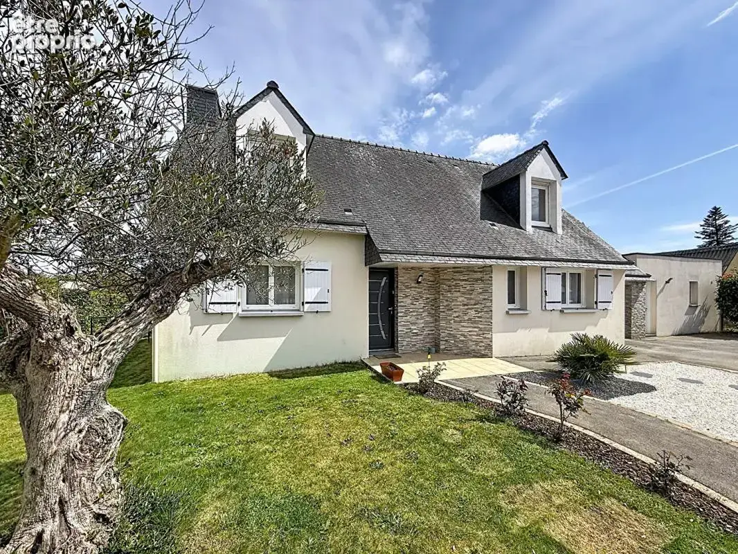Maison de 175 m² avec T2 indépendant · Terrain 1 100 m² · Elven · 15 min de Vannes - photo 2