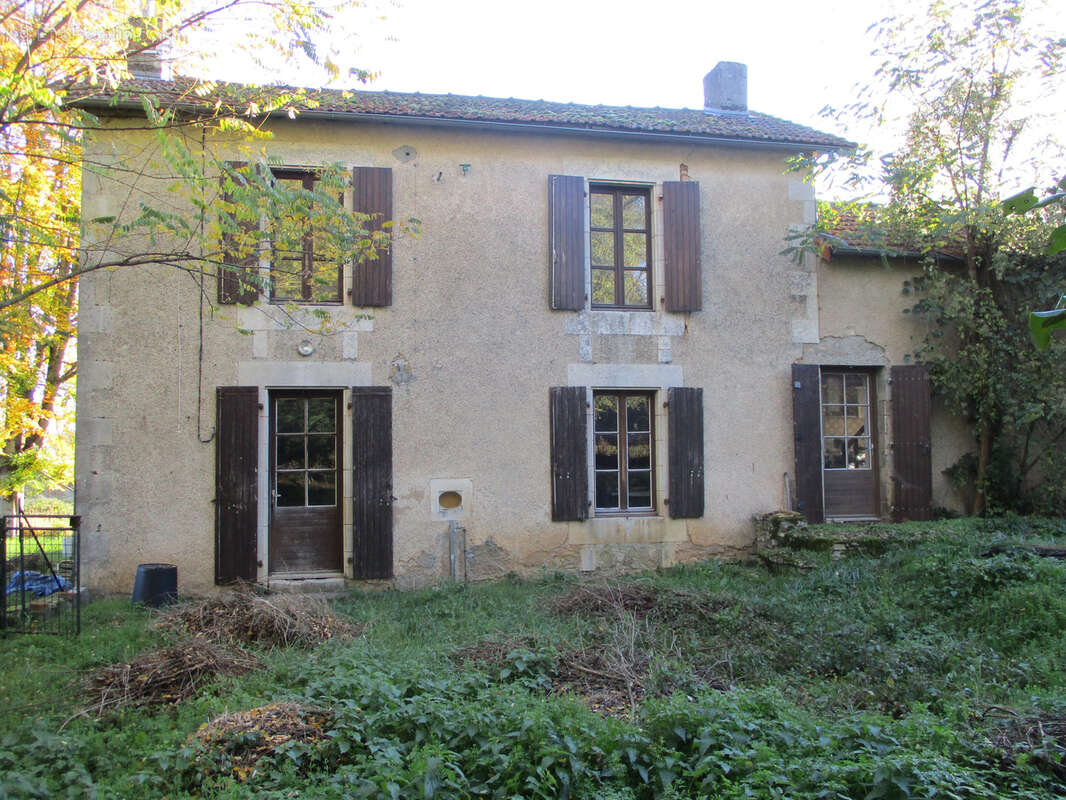 Maison à CEAUX-EN-COUHE