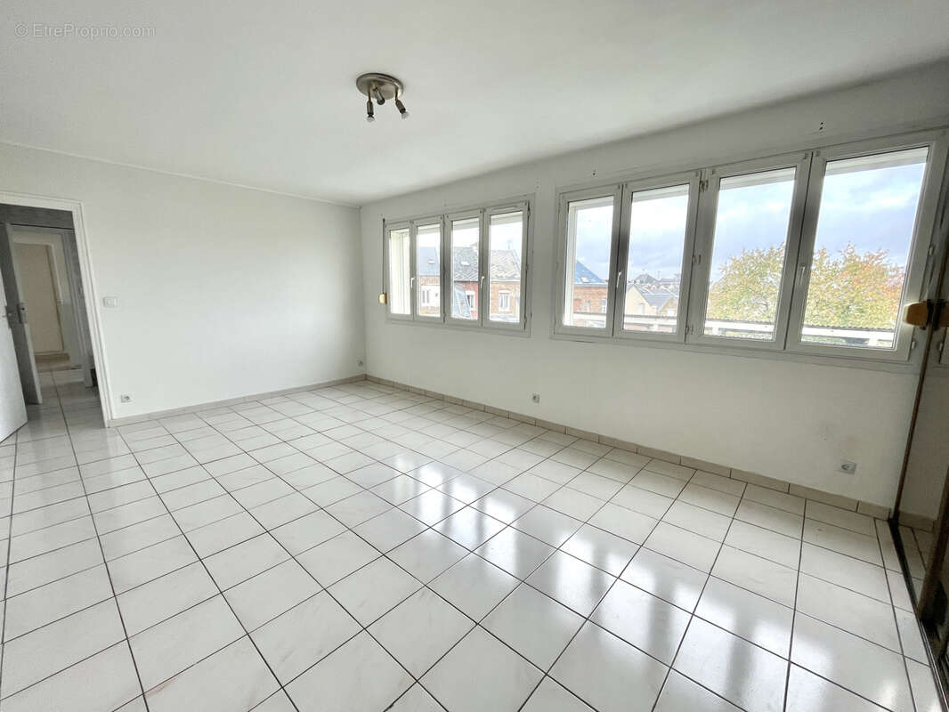 Appartement à SAINT-QUENTIN