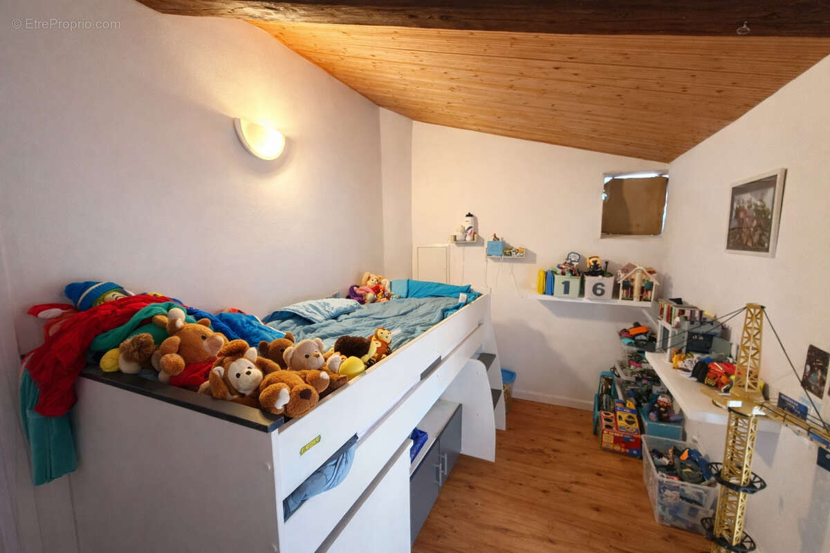 Appartement à CHATEAUNEUF-DU-RHONE