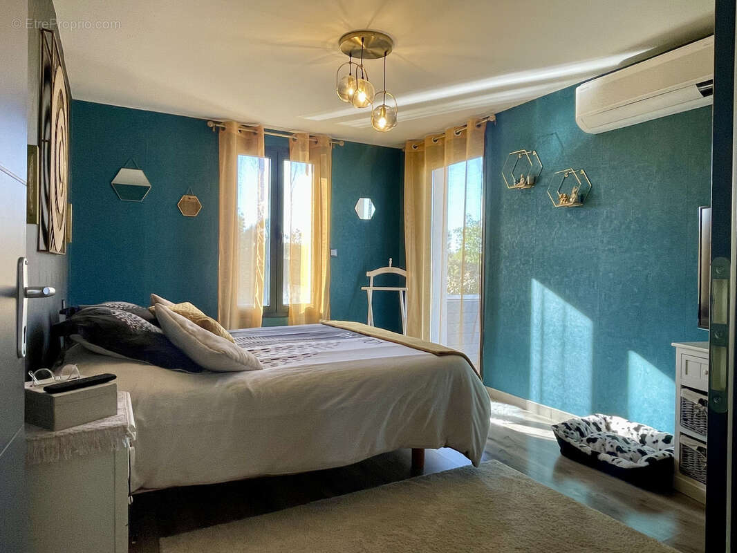 Maison à SAINTE-SOULLE