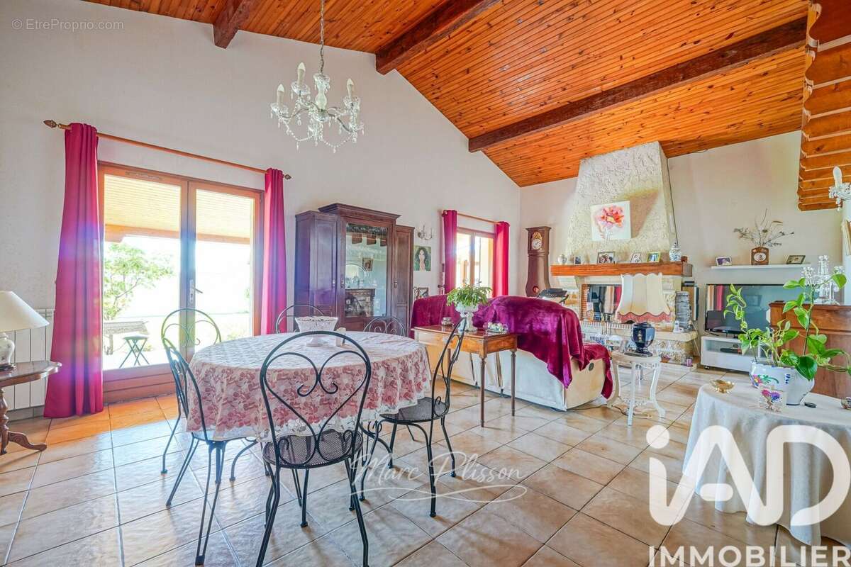 Photo 2 - Maison à MARGAUX