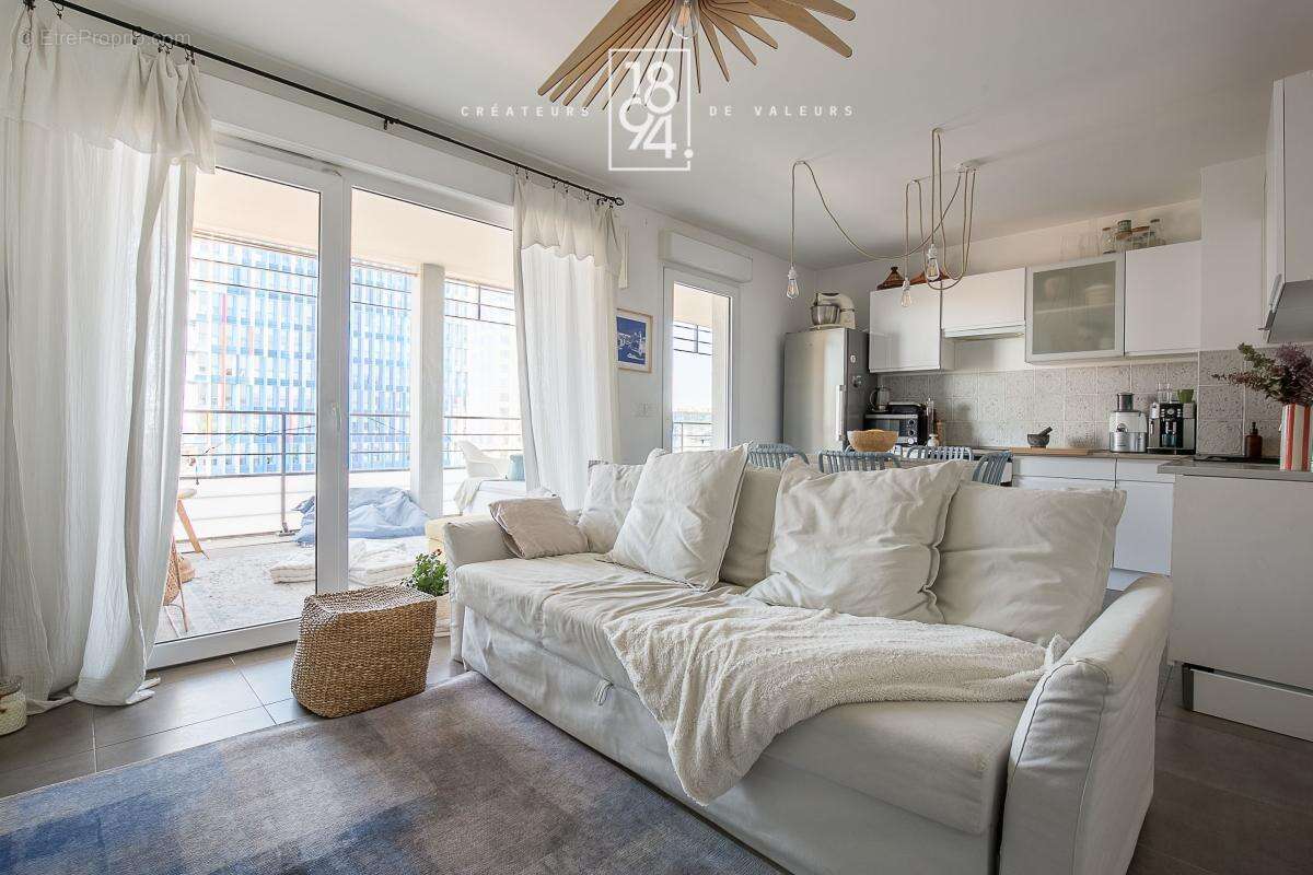 Appartement à MARSEILLE-3E