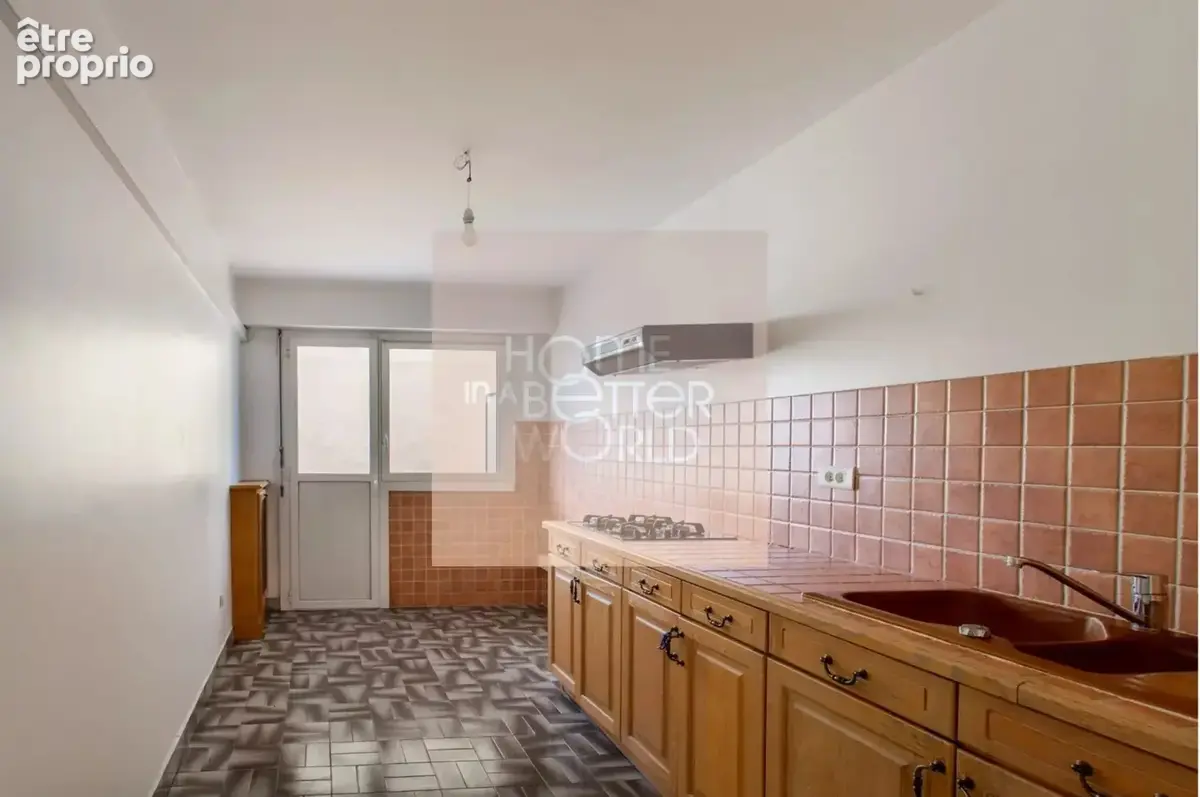 Vivez Nice côté port : appartement lumineux avec terrasse et balcon - photo 5