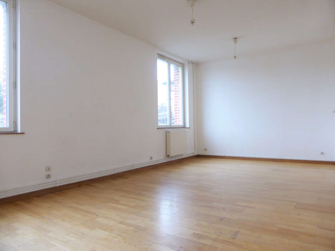 Appartement à HELLEMMES-LILLE