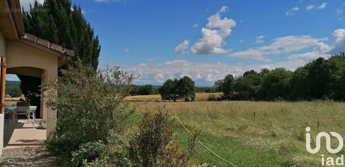 Photo 3 - Maison à AUX-AUSSAT