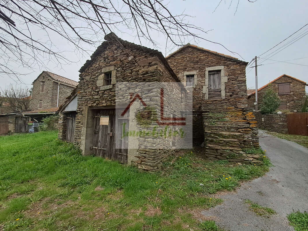 Maison à SENECHAS