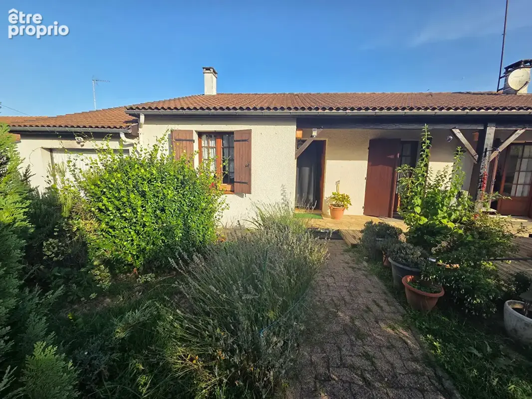 Maison Gontaud De Nogaret 4 pièce(s) 97 m2 - photo 16