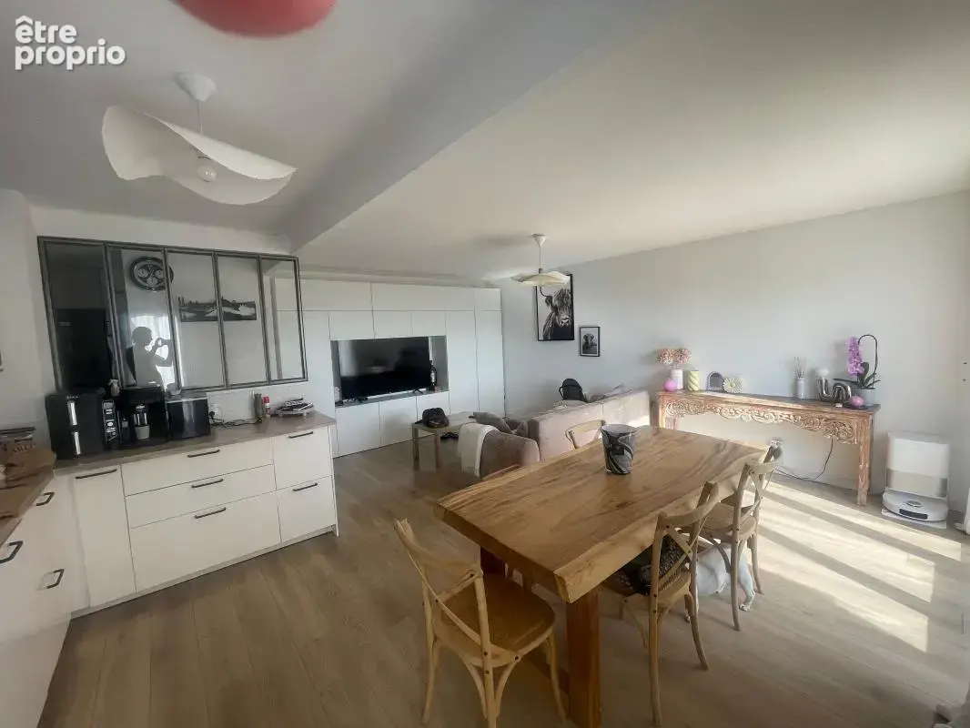 A vendre la ciotat 13600 appartement 3 pieces renove avec terrasse et apercu mer - photo 2