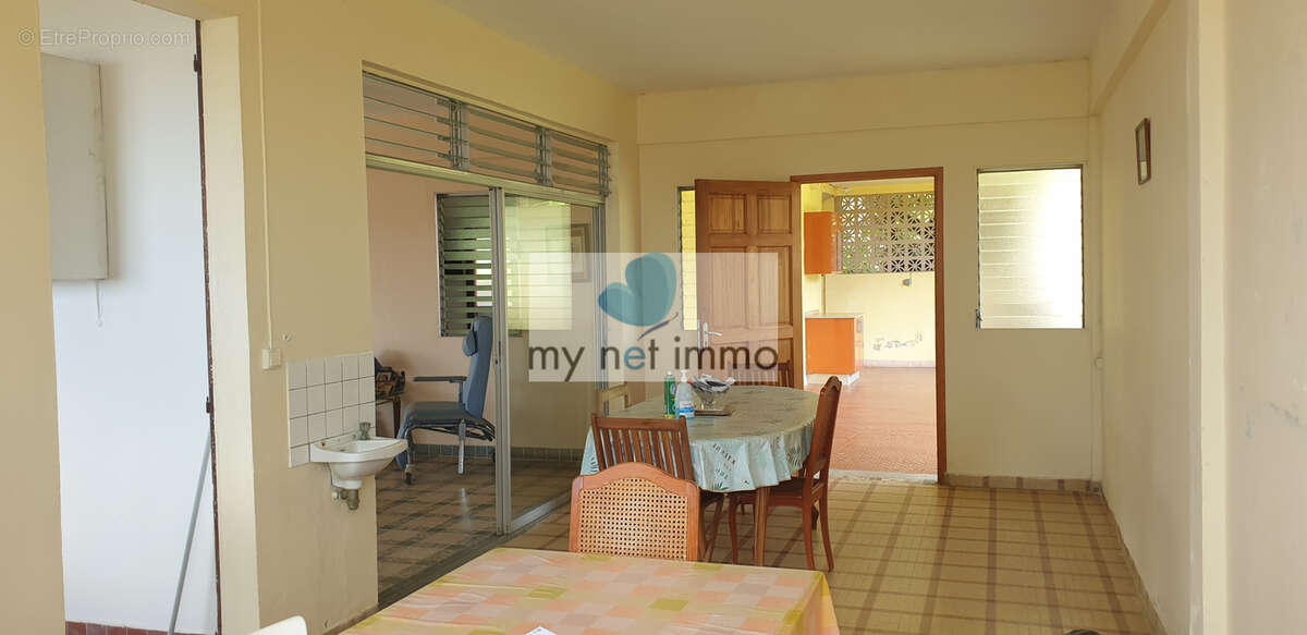 Maison à L'AJOUPA-BOUILLON