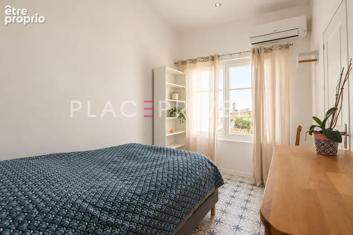 Maison avec jardin et stationnement - photo 15