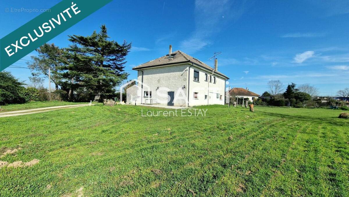 Photo 1 - Maison à MONTBETON