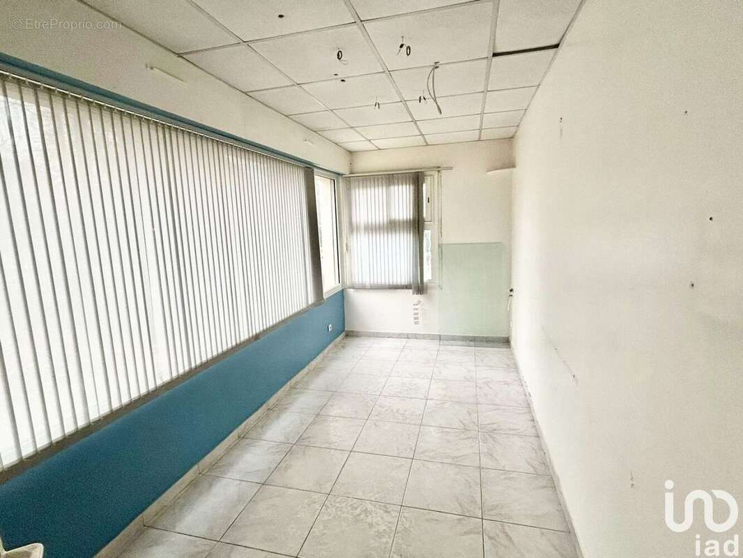 Photo 7 - Commerce à EPINAY-SUR-ORGE