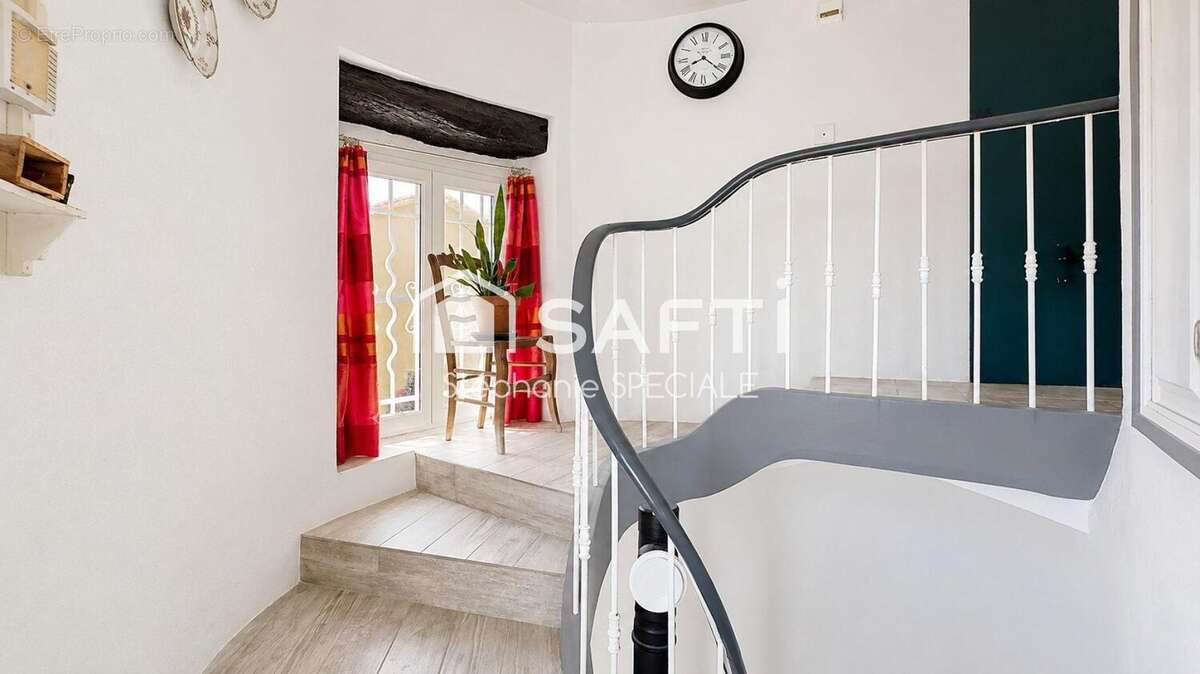 Photo 8 - Maison à LE CANNET