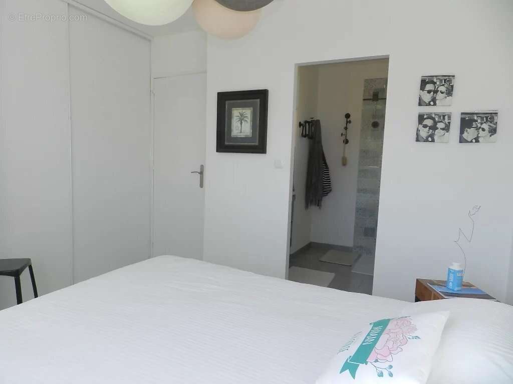 Maison à SAINT-PIERRE-SUR-DIVES