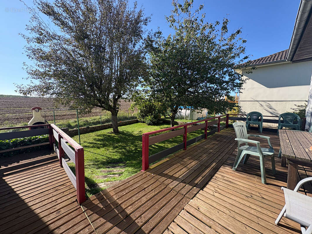 Maison à ARS-LAQUENEXY