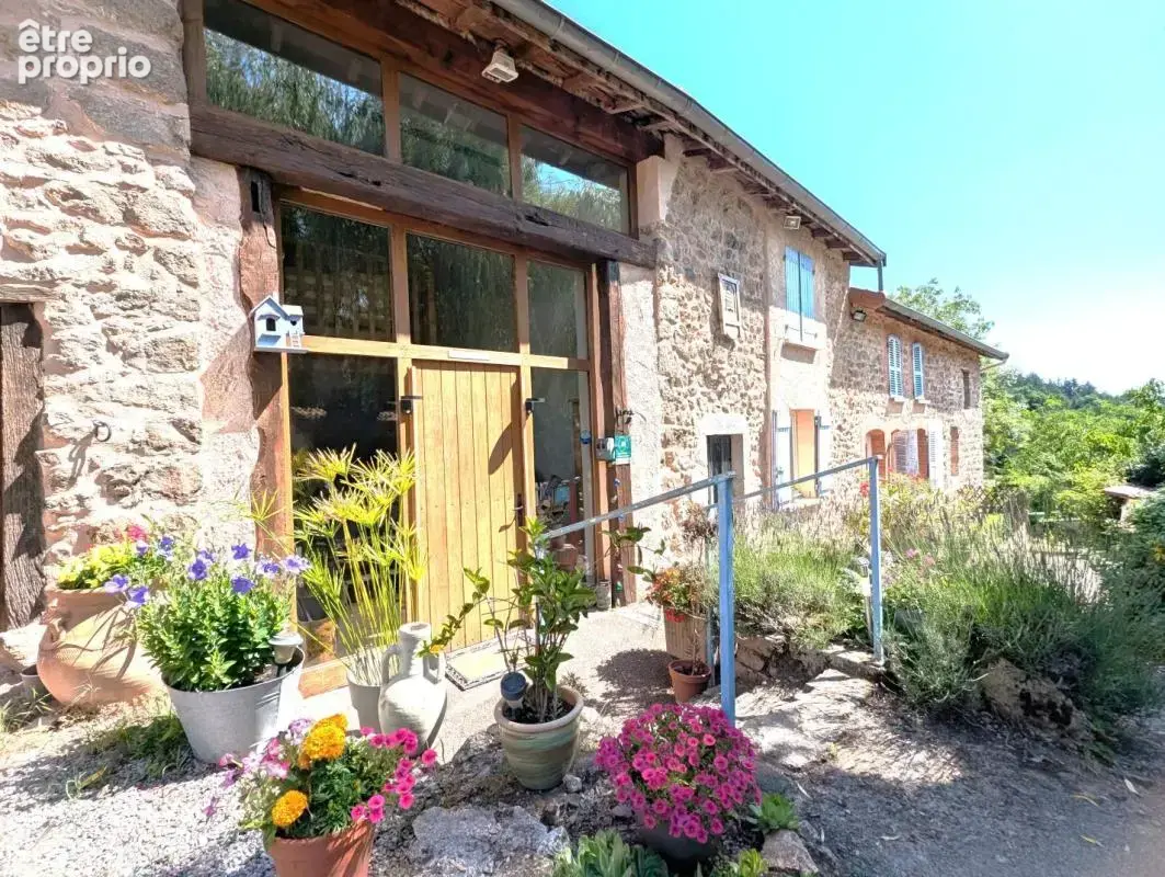 Maison à AMBIERLE
