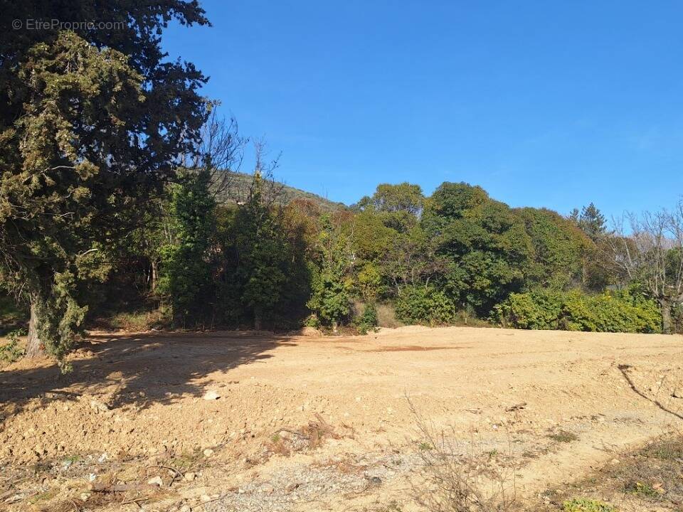 Terrain à MANOSQUE