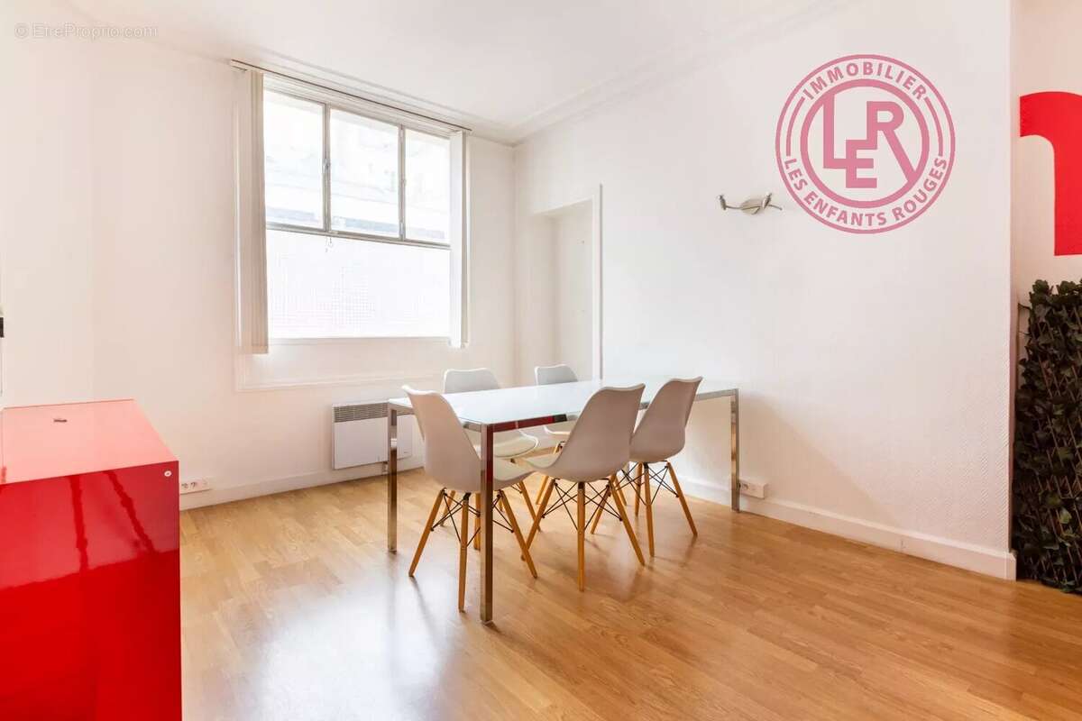 Commerce à PARIS-10E