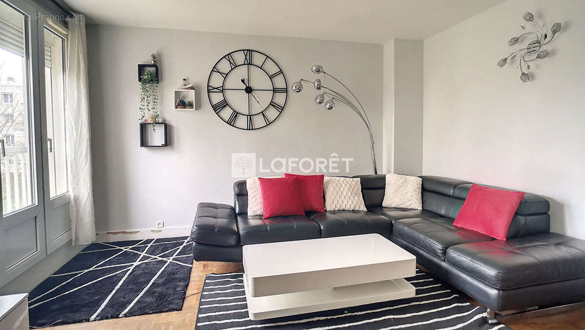 Appartement à LIMEIL-BREVANNES