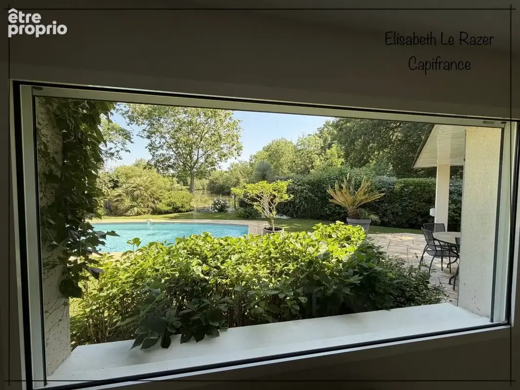 Maison 7 pièces 180 m² · à Avrille · 180 m² · 799 000 €