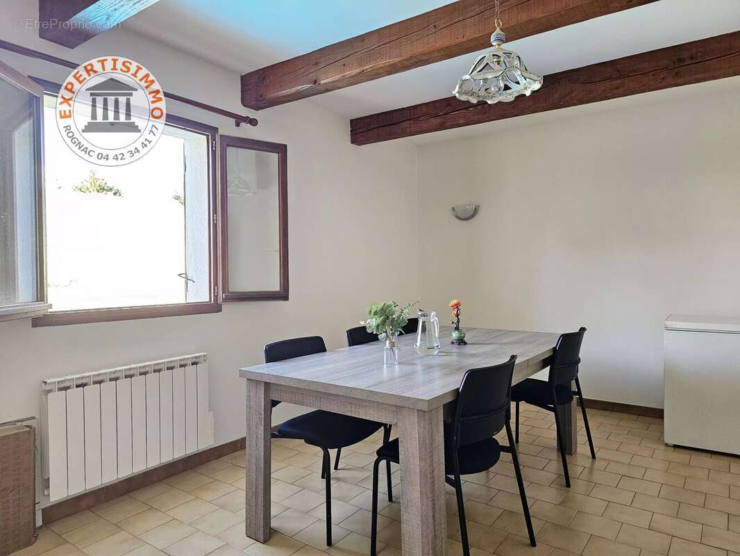 Maison à ROGNAC