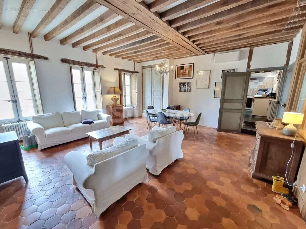 Maison à BRINON-SUR-BEUVRON