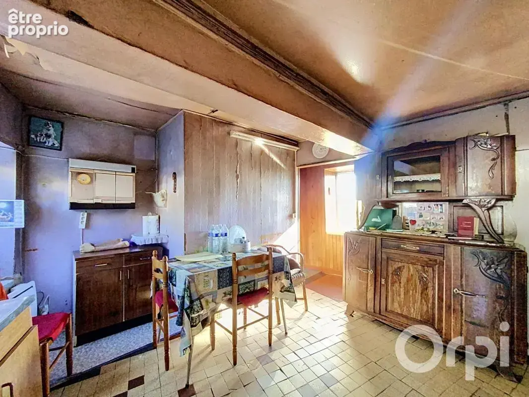 Maison à MONTAIGUT