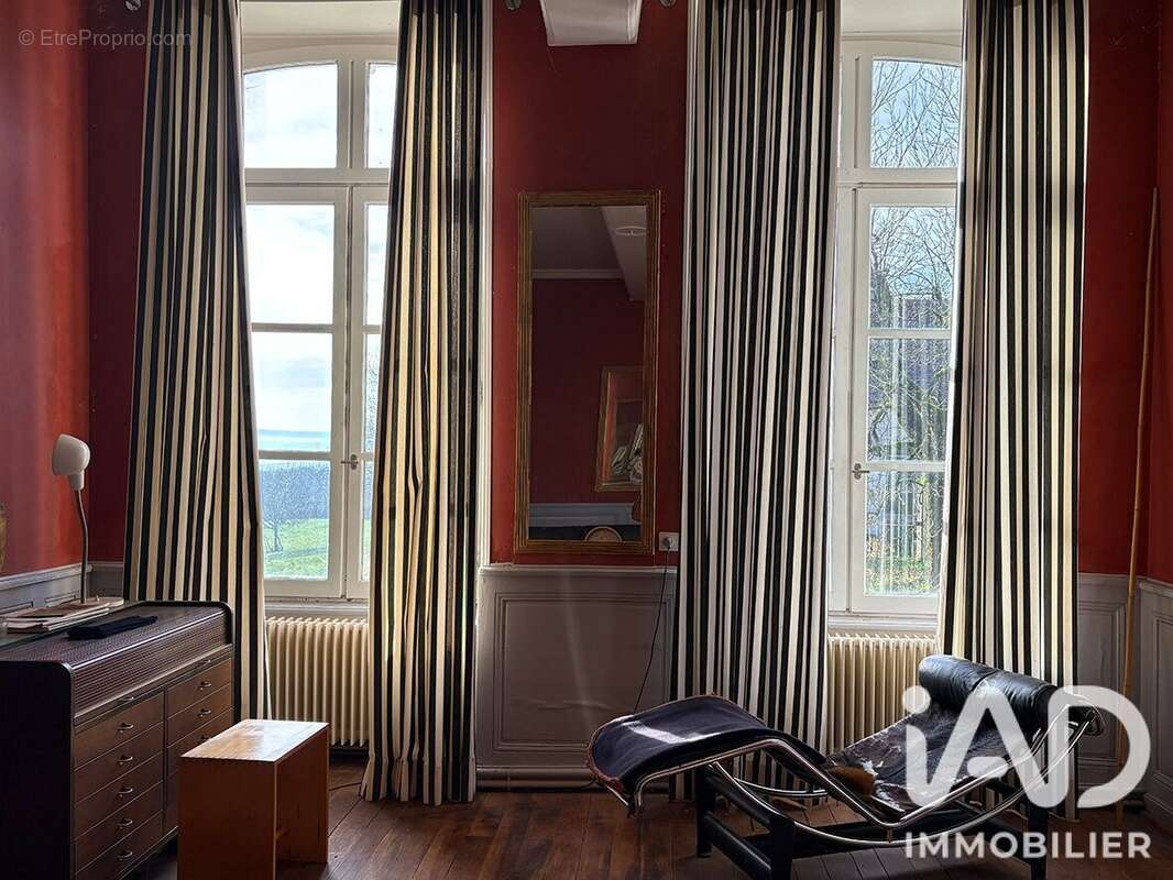 Maison 292 m² à Sougeres-En-Puisaye  - photo 7