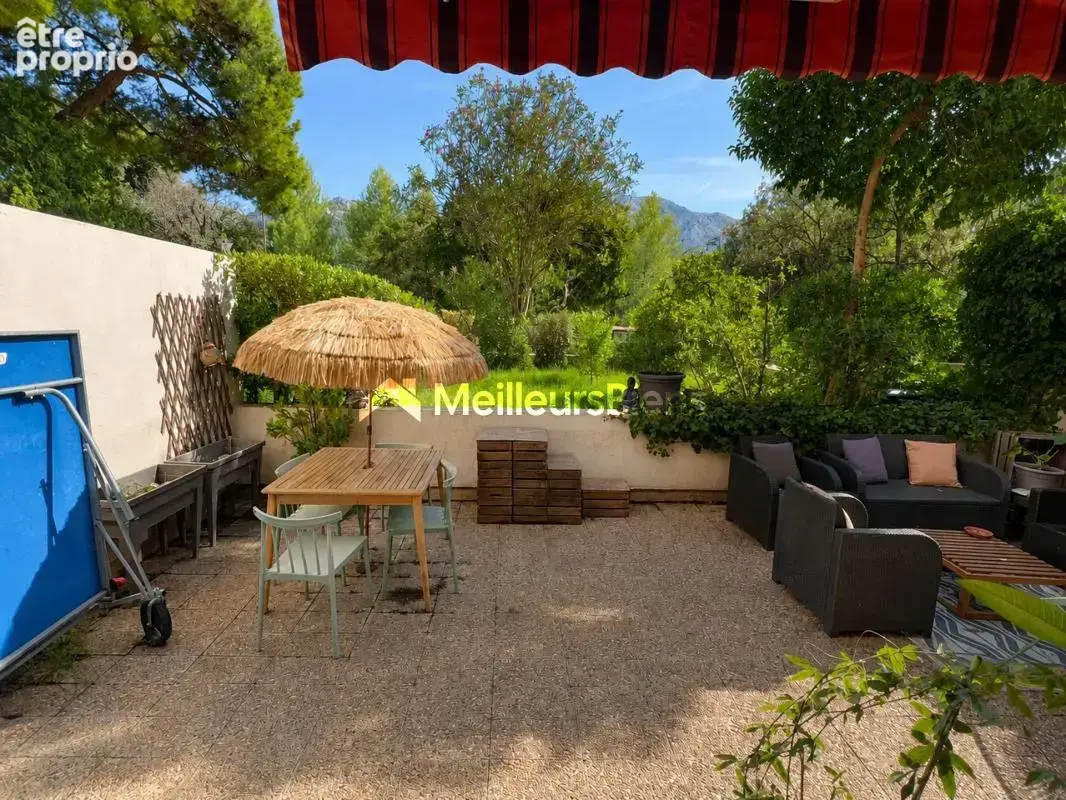 T4/T5 d’exception en rez-de-jardin avec vue dégagée de 108 m² à Marseille 13008 - photo 17