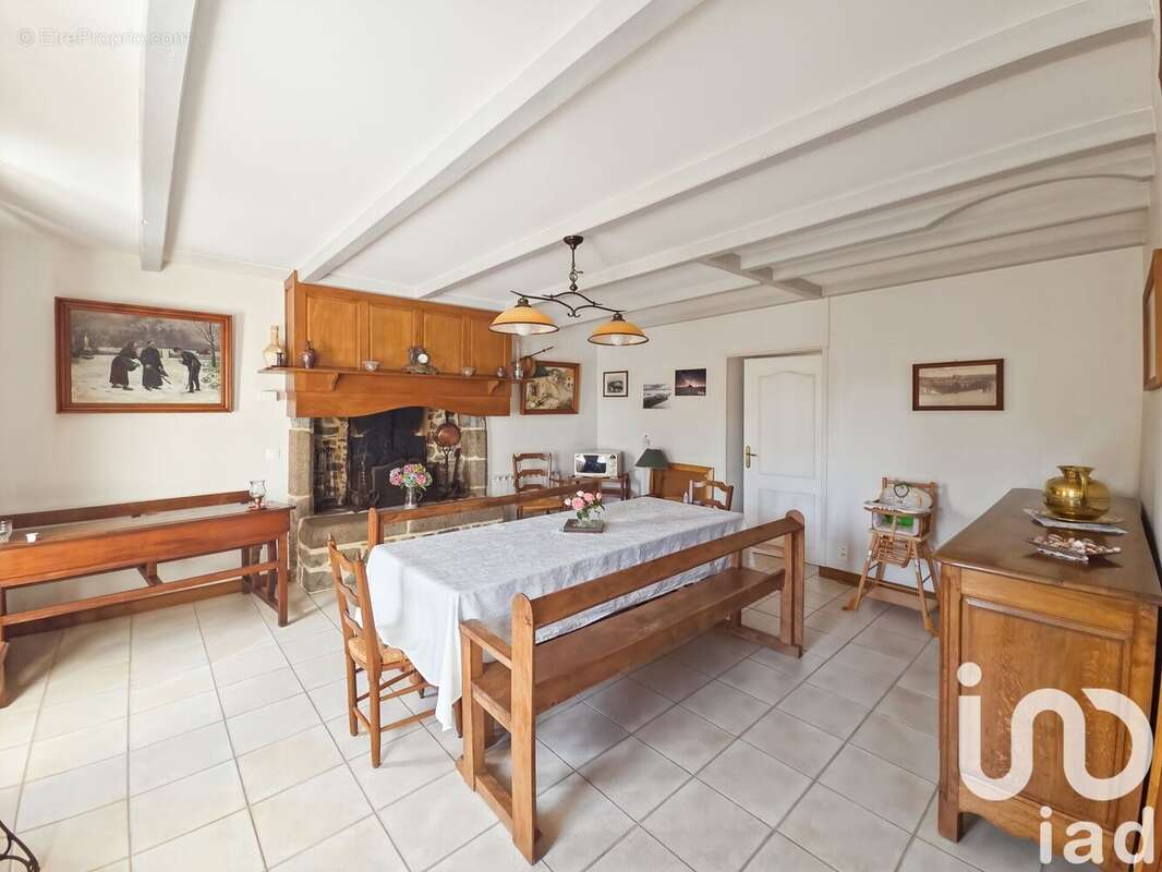 Maison 207 m² à Bricqueville-La-Blouette  - photo 5