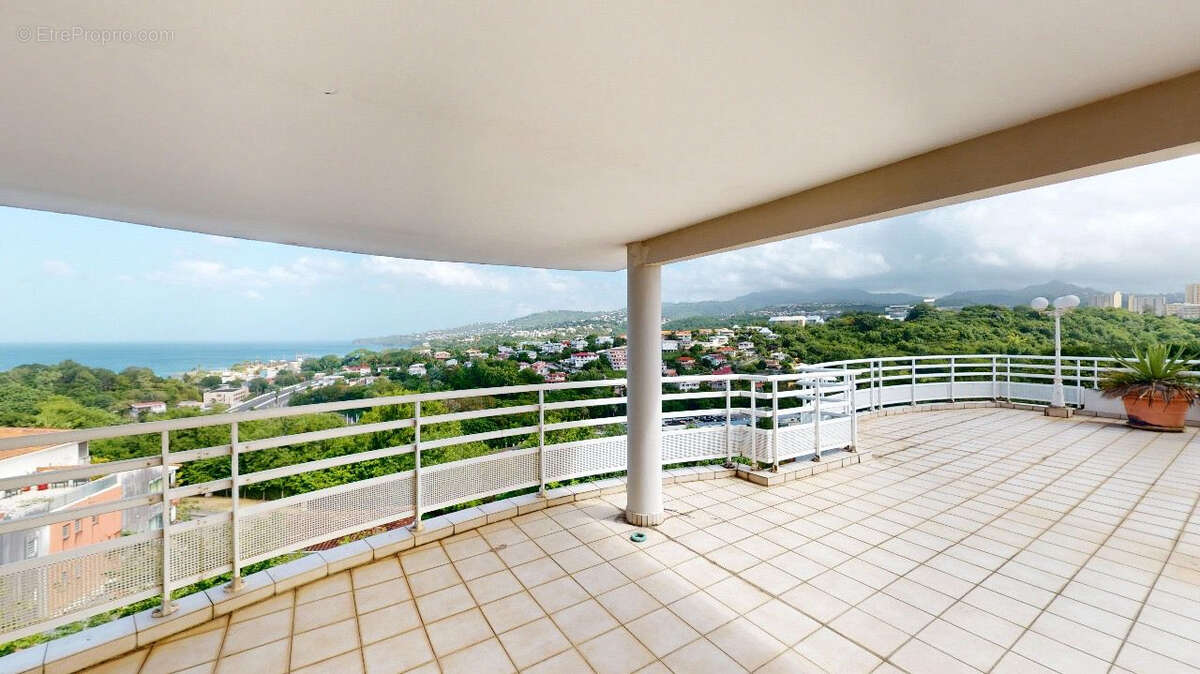 Appartement à SCHOELCHER