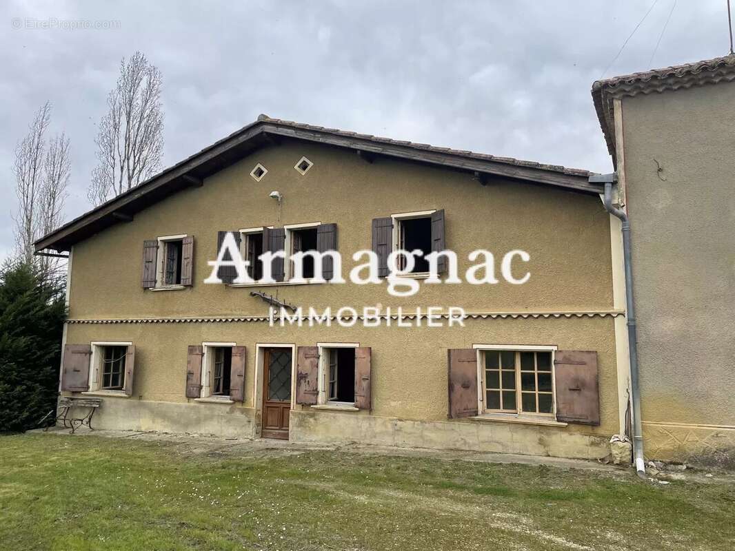 Maison à MONCRABEAU