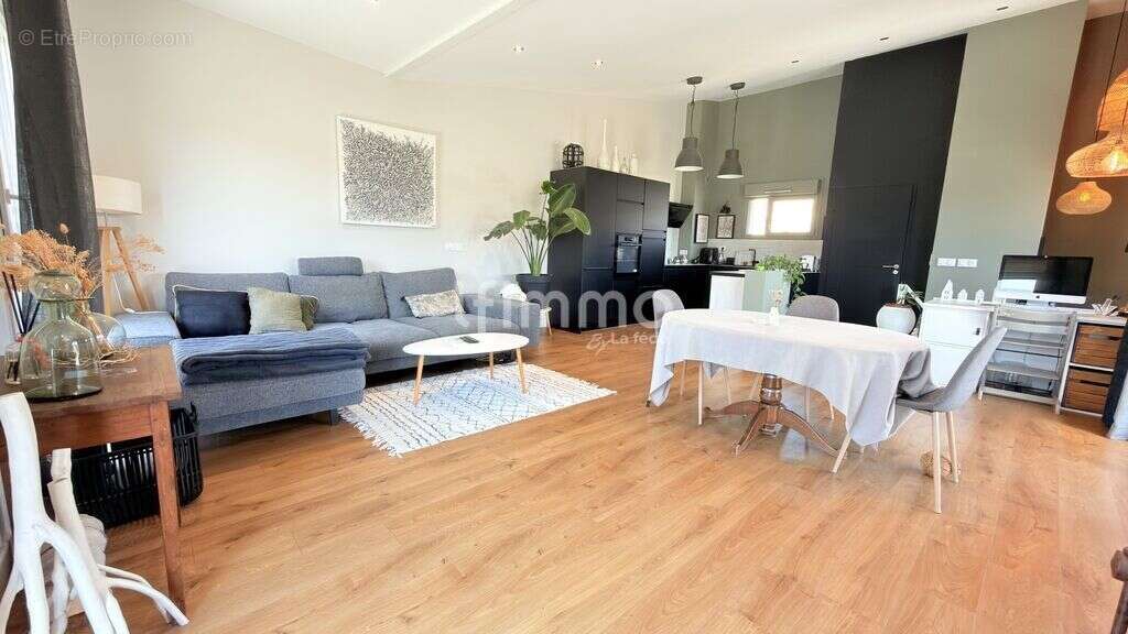 Appartement T4 duplex 2 terrasses de 37 m² et garage fermé - photo 22