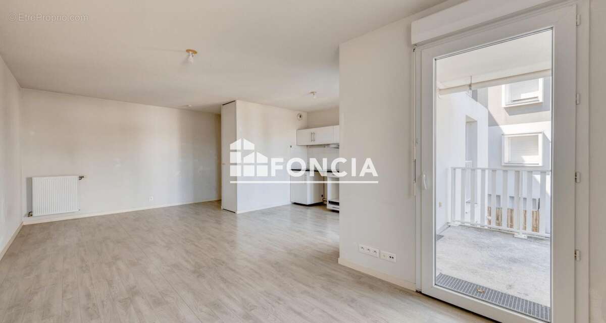 Appartement 53 m² à Eysines  - photo 2