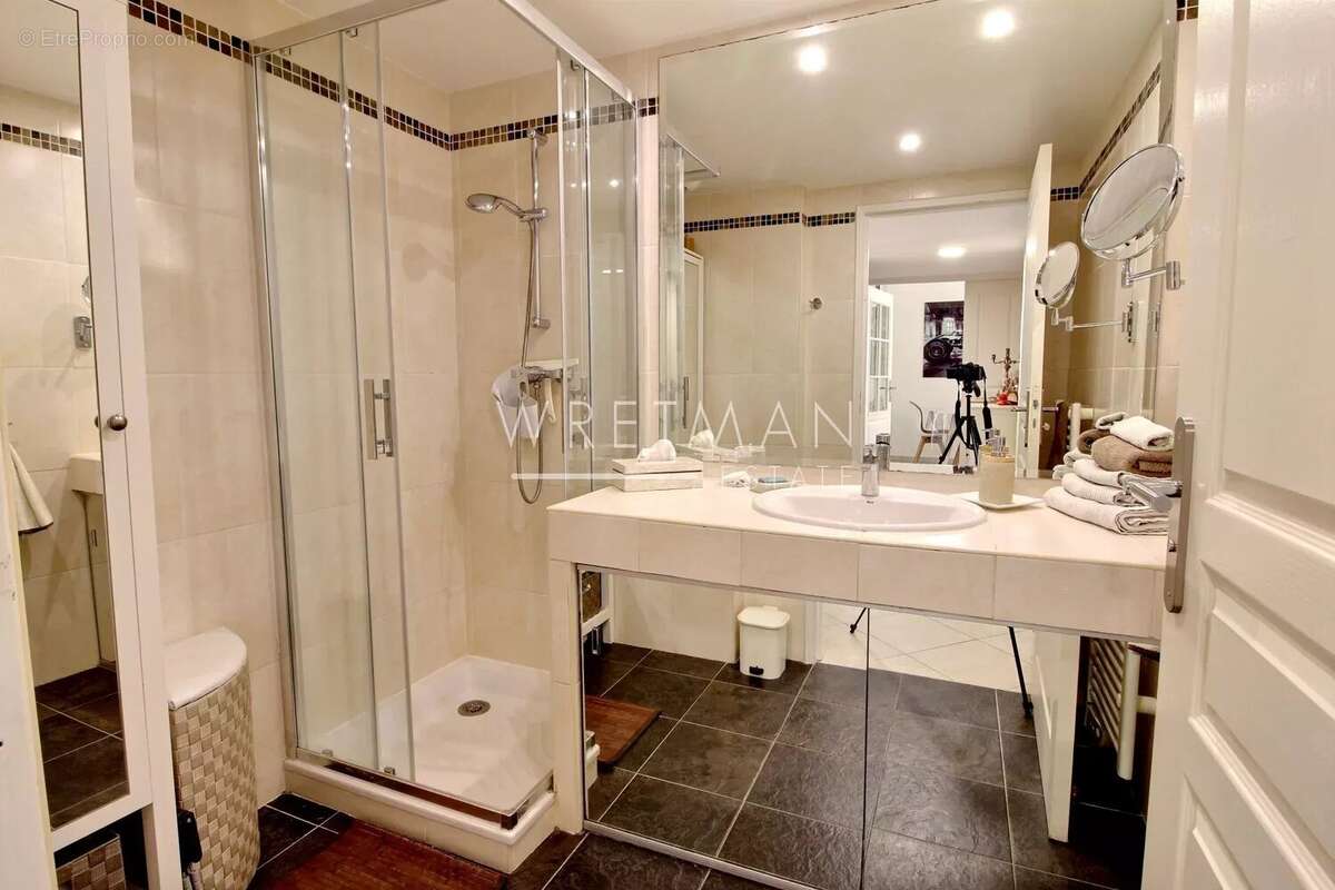 Appartement à VILLENEUVE-LOUBET