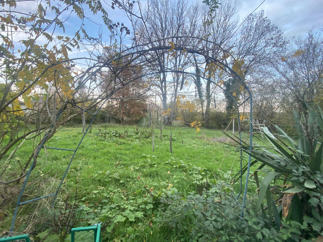 Maison à AUNAY-EN-BAZOIS