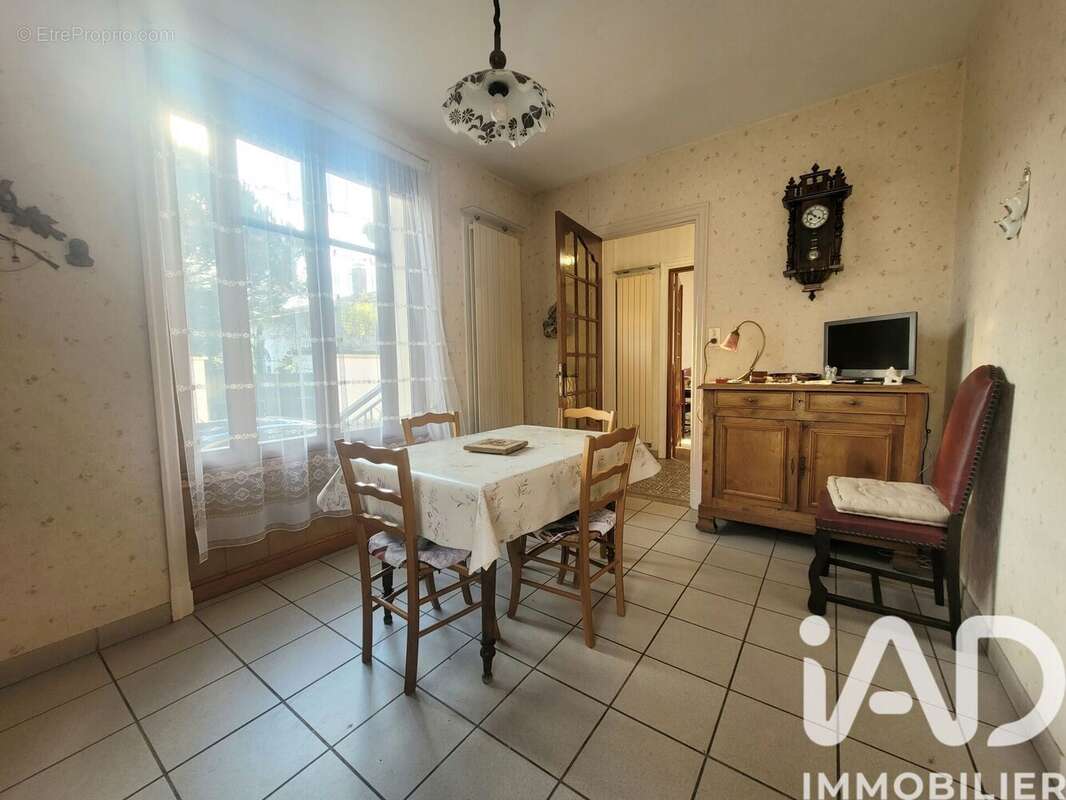 Photo 5 - Maison à LE COTEAU