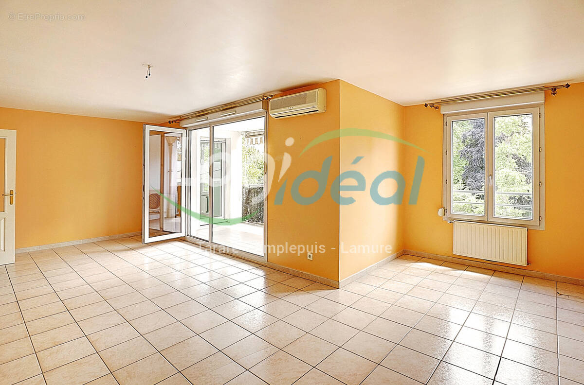 Appartement à THOISSEY