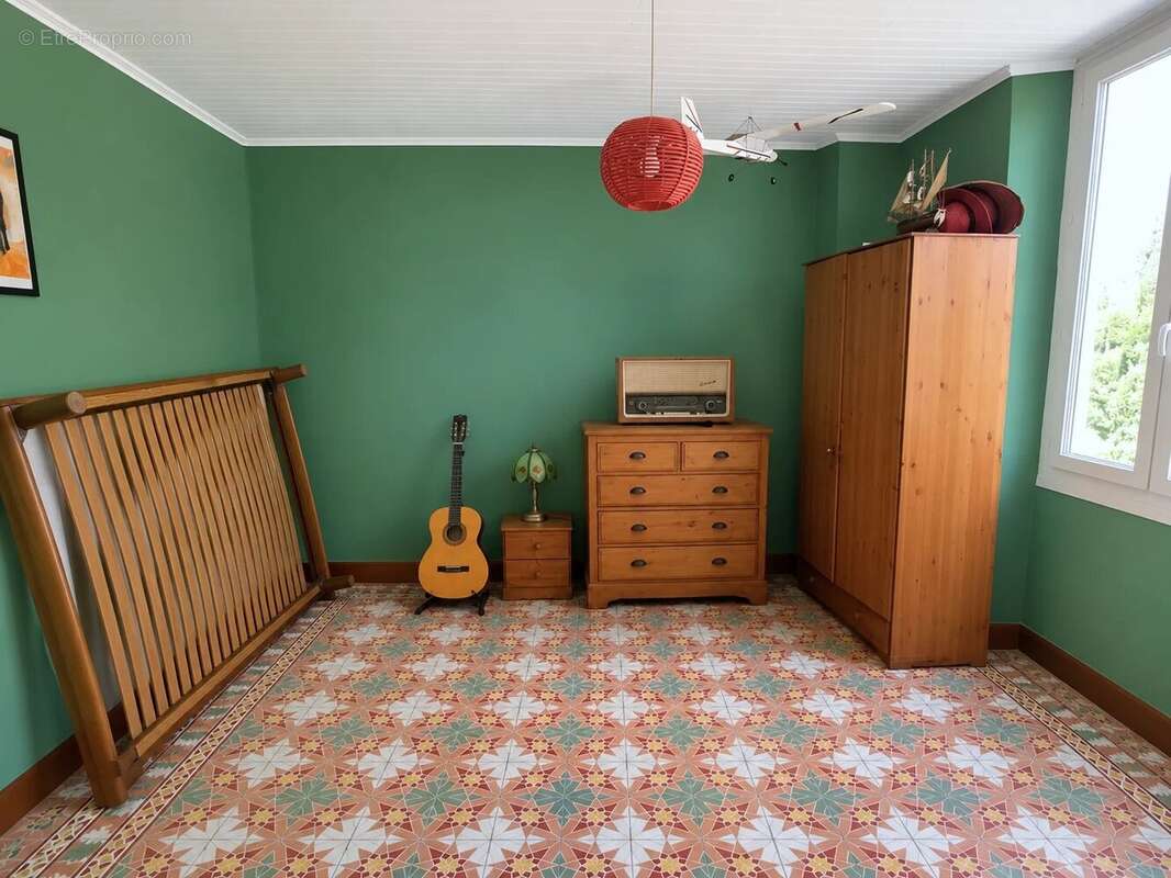 Maison proche centre-ville - 5 pièces - 125.7 m² - photo 8