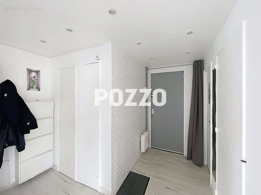 Appartement à HEROUVILLE-SAINT-CLAIR