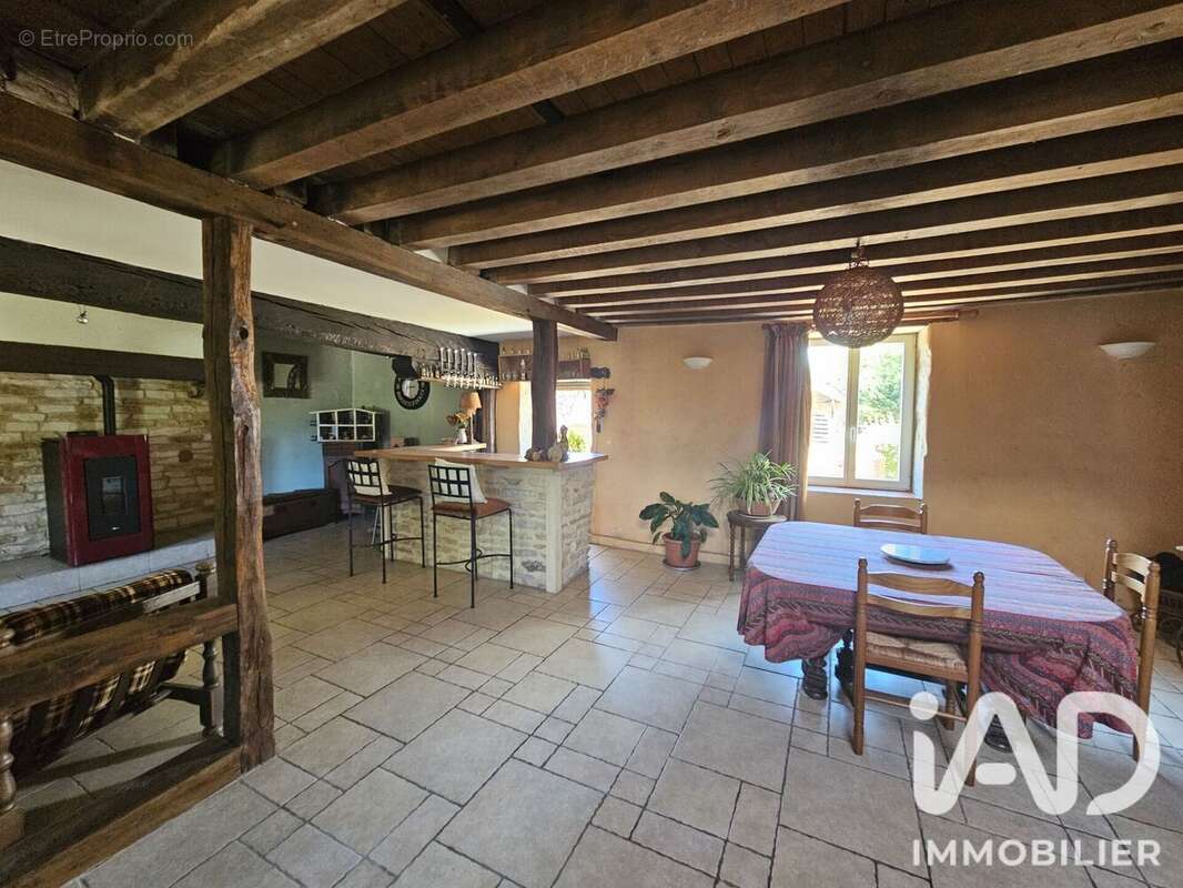 Maison 175 m² à Limoise  - photo 8